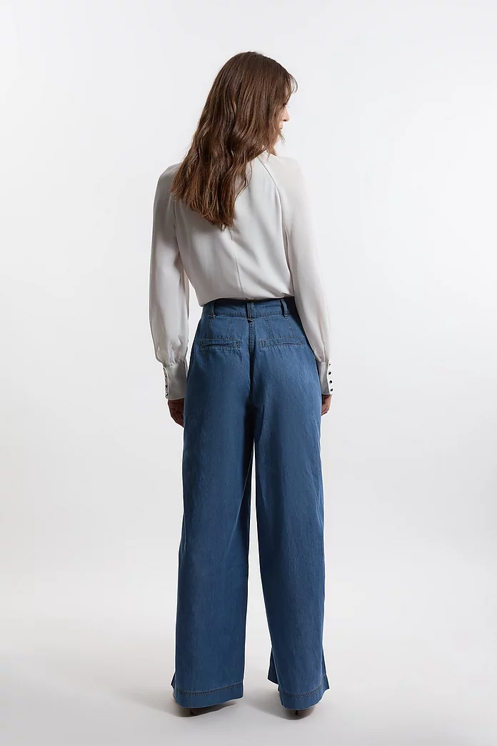 Tailored Chambray Denim Straight Leg Pleated Pants | Karen Tailored Chambray Denim Straight Leg Pleated Pants | Karen